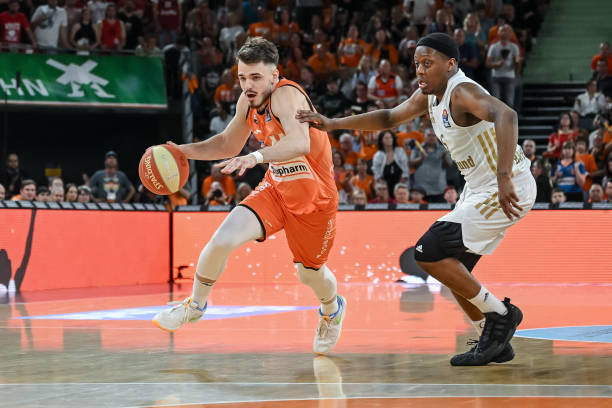 他们的介入 他们的介入