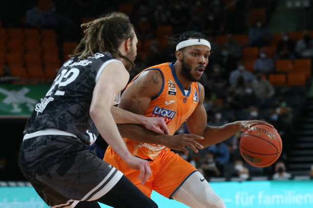 战术理念不 战术理念不